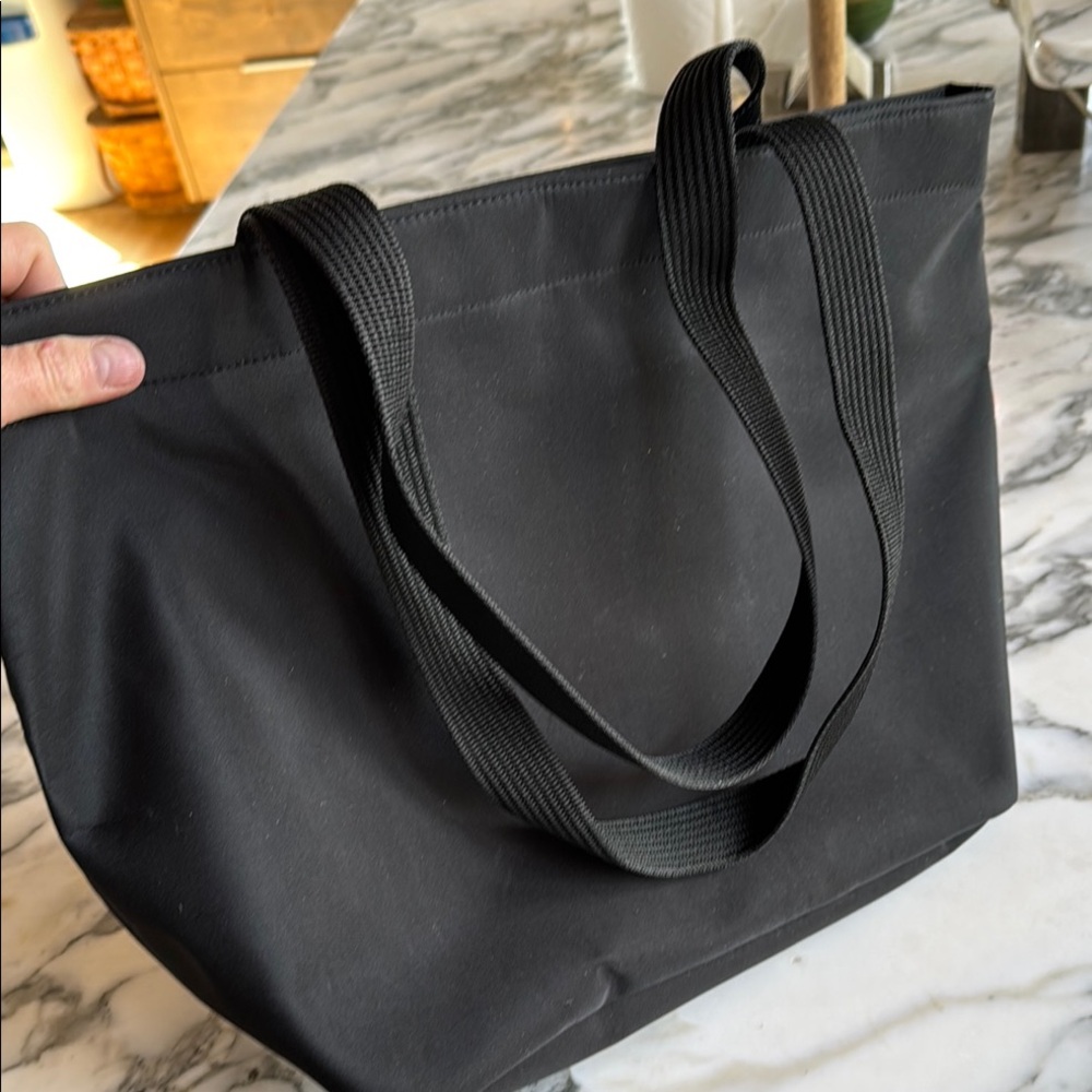 Sonoma Black Tote Bag with Spacious Design and Sturdy Straps - Picture 3 of 11